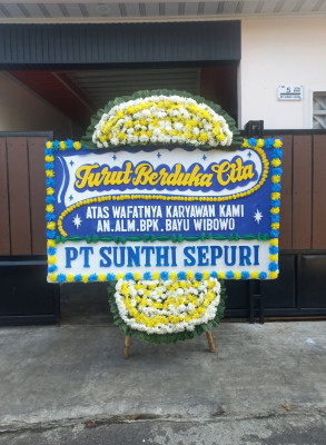 Papan Bunga Duka di Balandai